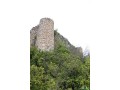 تحقیق درباره قلعه مارکوه - درباره چمن مصنوعی