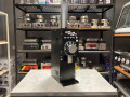 آسیاب قهوه گرایندر فروشگاهی صنعتی BUNN GRIND MASTER 810E کارکرده در حد نو  - Master Mix Red