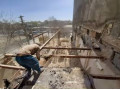 تخریب ساختمان فرسوده بتنی و کلنگی در کرج - کلنگی زمین