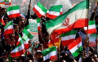 پرچم ایران به مناسبت دهه فجر 