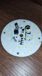  فروش انواع قطعات و تجهیزات لامپ و پروژکتورهای LED 