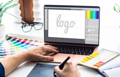 طراحی حرفه ای لوگوی برند شرکت ها 