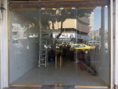 شیشه بری در میدان شهدا پیروزی | شیشه کاران