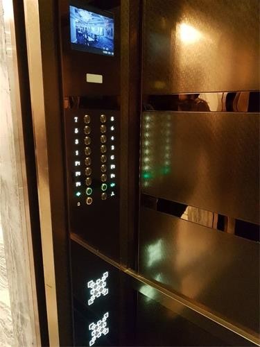تولید کننده انواع کابین آسانسور و نصب آسانسور در تهران و کرج