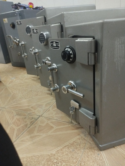 بازکردن گاوصندوق،تعمیرکارگاوصندوق دراصفهان09963680035