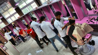 آموزشگاه آرایشگری ( پیرایش ) مردانه 20 در شهر قم