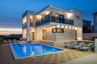 اجاره ویلایی130متر2خوابه لوکس شهرک غرب خوارزم