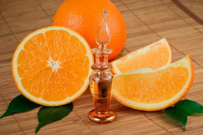 وارد کننده اسانس پرتقال با بهترین کیفیت