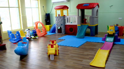 تولید و تجهیز و راه اندازی خانه بازی کودک
