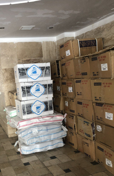 خرید و فروش انواع نخ و پارچه و کش 