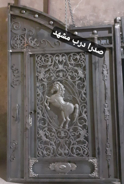 تولیدی درب و پنجره آهنی صدرا درب 