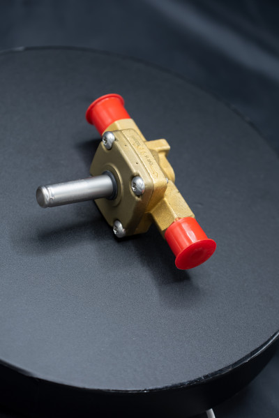 شیر برقی danfoss