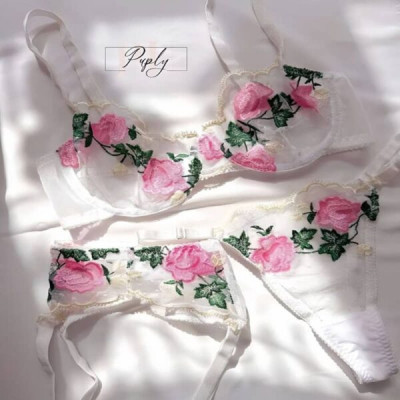 مرکز پخش عمده و تکی لباس زیر زنانه، مردانه و بچگانه در مازندران | روژانو