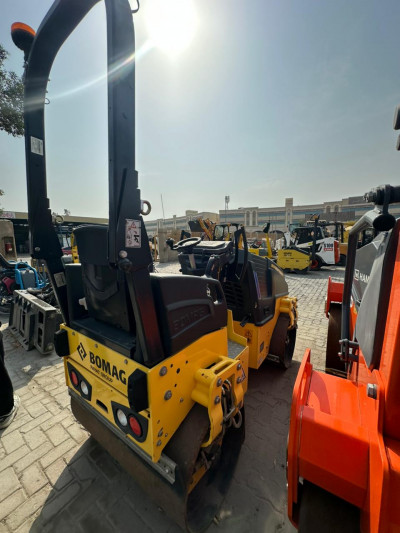 واردات غلتک در بازرگانی بلوچ