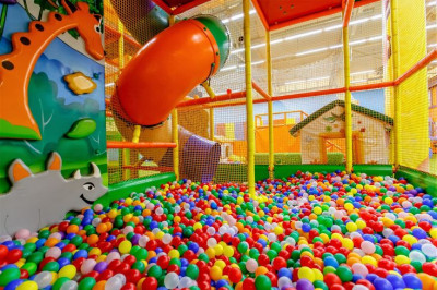 تولید و فروش وسایل خانه بازی