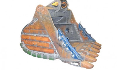 تعمیر و بازسازی اساسی انواع پاکت و دکل و استیک در تبریز